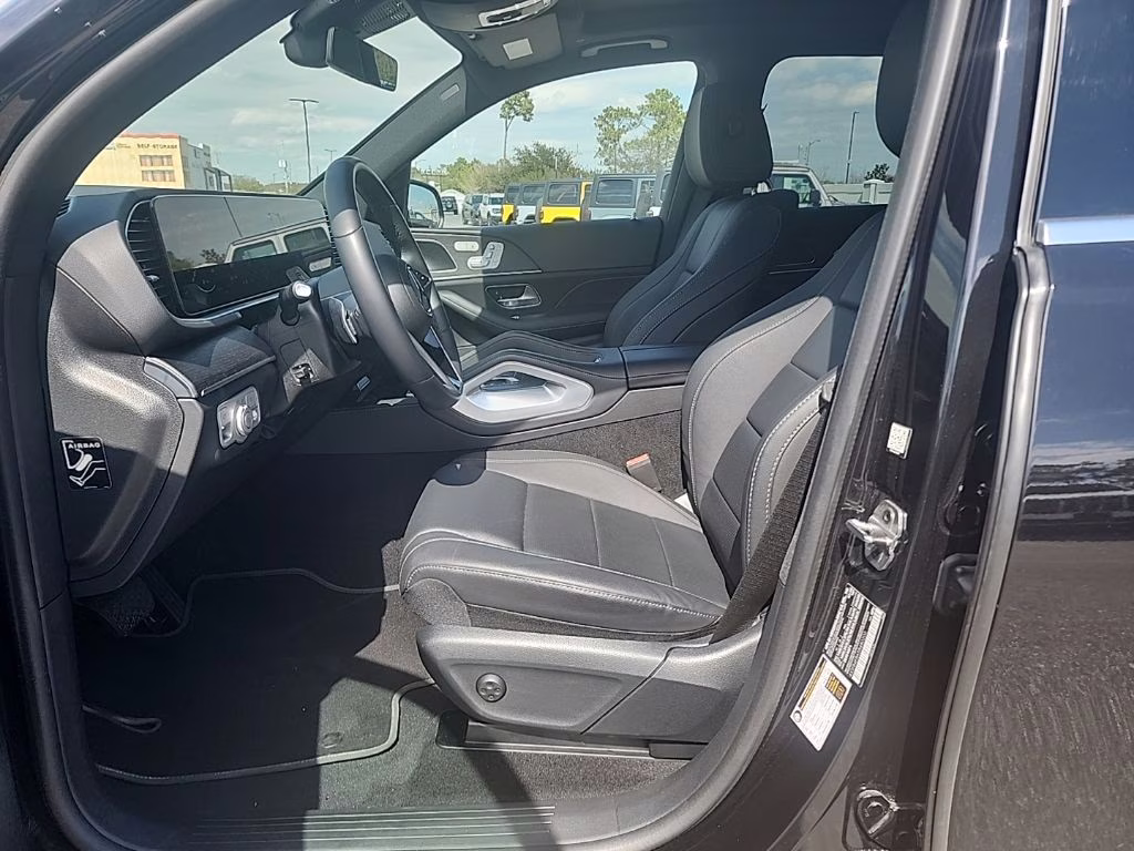 2025 Black Mercedes-Benz GLE GLE 350 AWD SUV