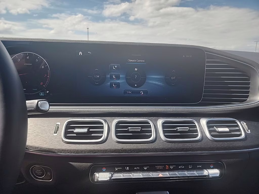 2025 Black Mercedes-Benz GLE GLE 350 AWD SUV