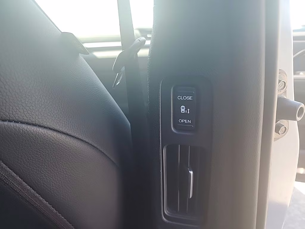 2025 Black Honda Odyssey Sport-L FWD Van