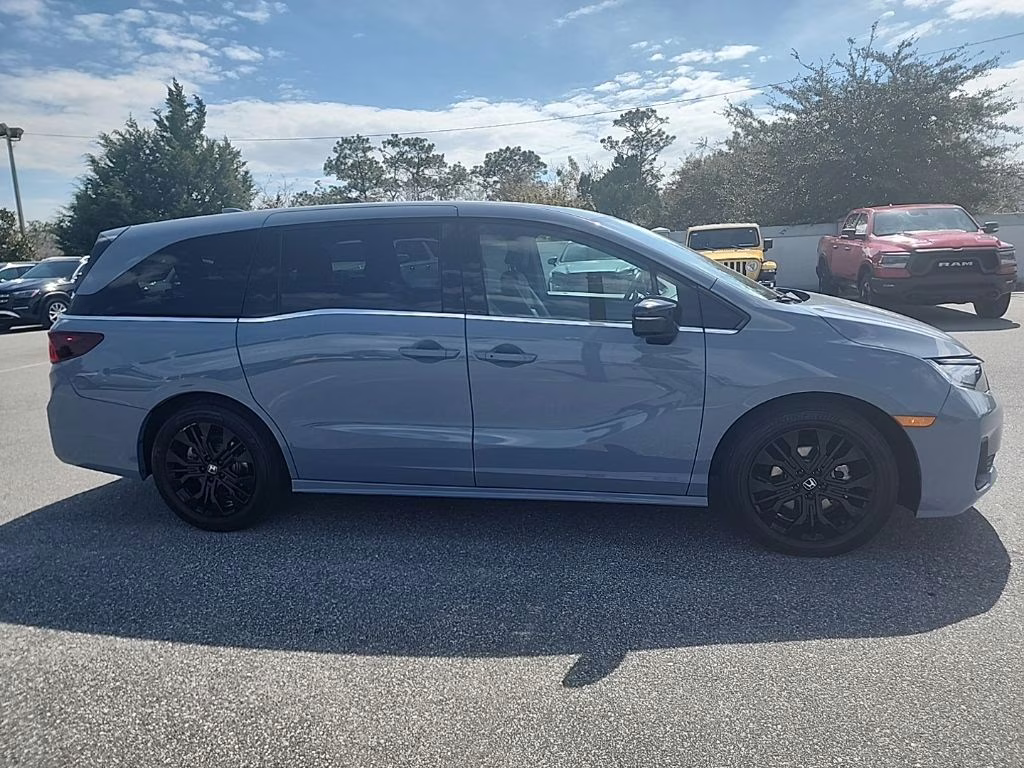 2025 Black Honda Odyssey Sport-L FWD Van