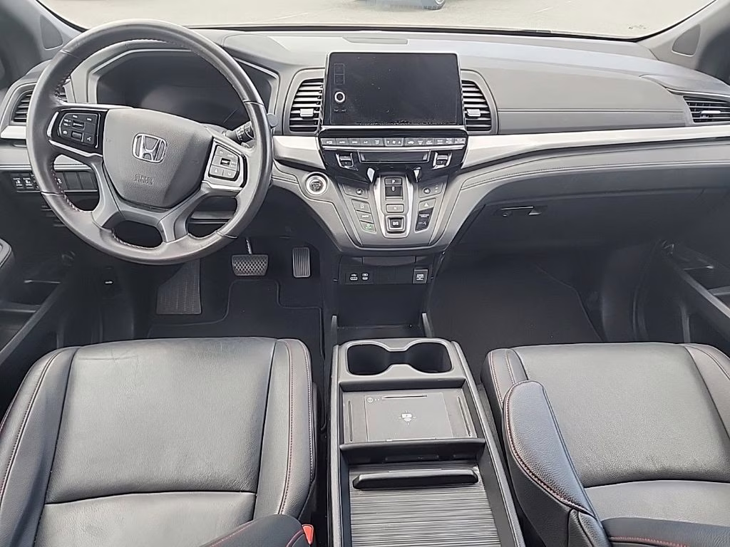 2025 white Honda Odyssey Sport-L FWD Van