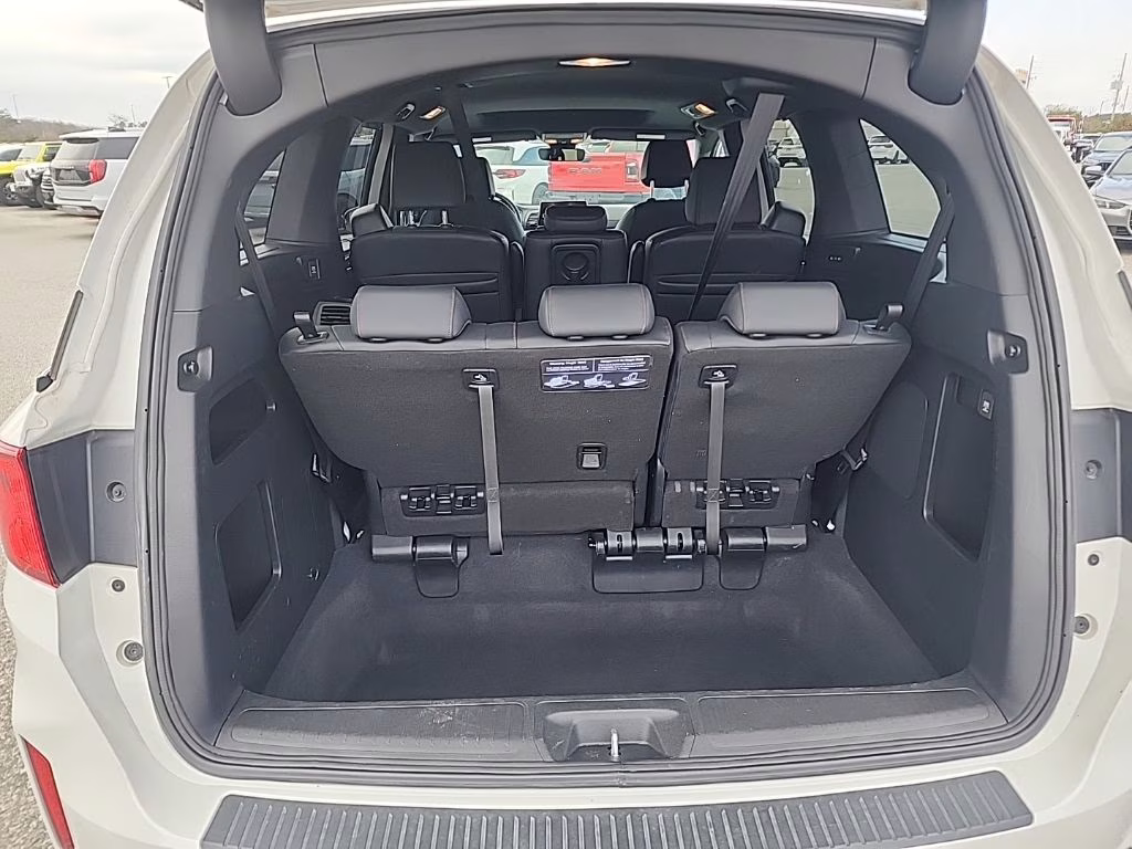 2025 white Honda Odyssey Sport-L FWD Van