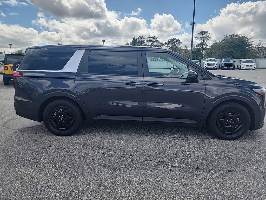 2025 Panthera Metal Kia Carnival LXS FWD Van