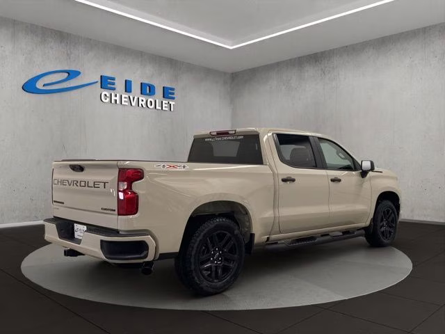 2026 Summit White Chevrolet Silverado 1500 Custom 4X4 Truck