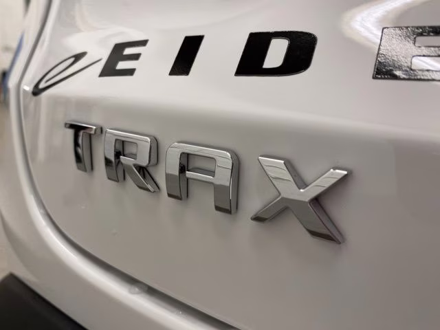 2026 Summit White Chevrolet Trax ACTIV FWD SUV