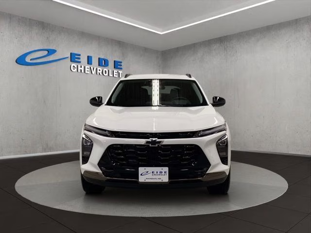 2026 Summit White Chevrolet Trax ACTIV FWD SUV