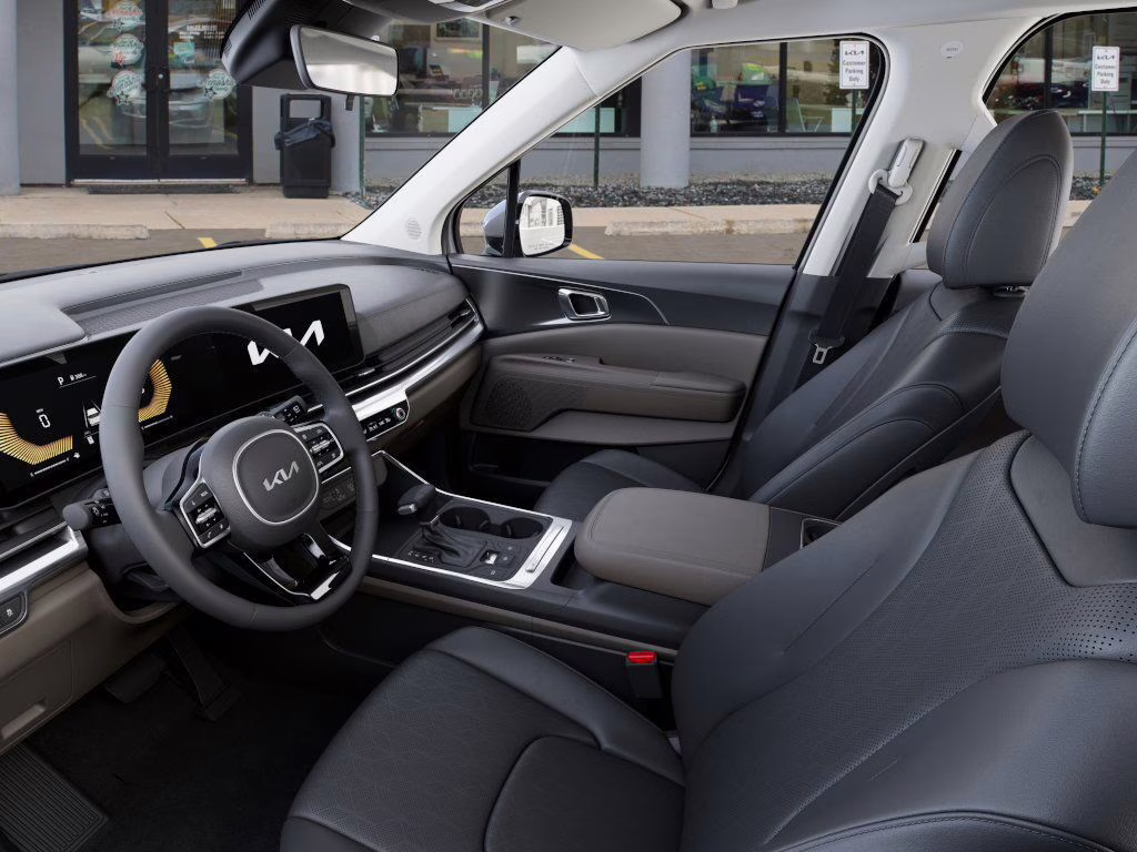 2026 Snow White Pearl Kia Carnival LXS FWD Van