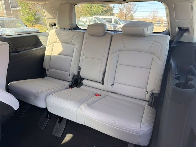 2026 Starlight Gray Premium Colorant Lincoln Navigator Reserve 4X4 SUV