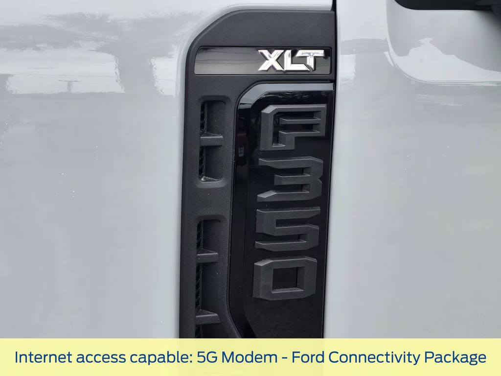 2026 Avalanche Ford Super Duty F-350 SRW XLT 4X4 Truck