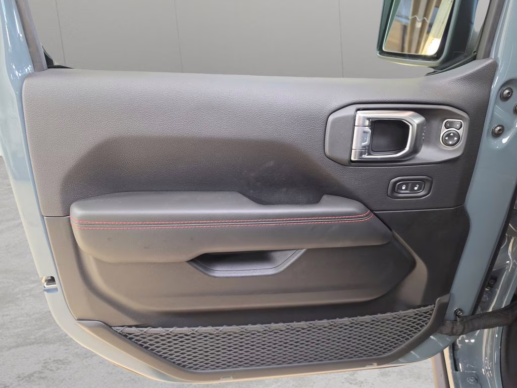 2026 Anvil Clearcoat Jeep Gladiator Rubicon 4X4 Truck