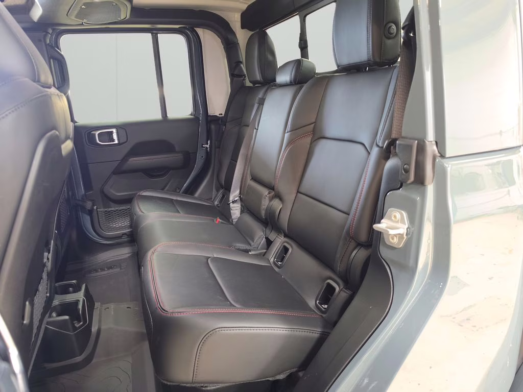 2026 Anvil Clearcoat Jeep Gladiator Rubicon 4X4 Truck