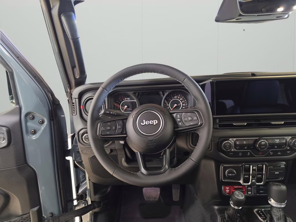 2026 Anvil Clearcoat Jeep Gladiator Rubicon 4X4 Truck