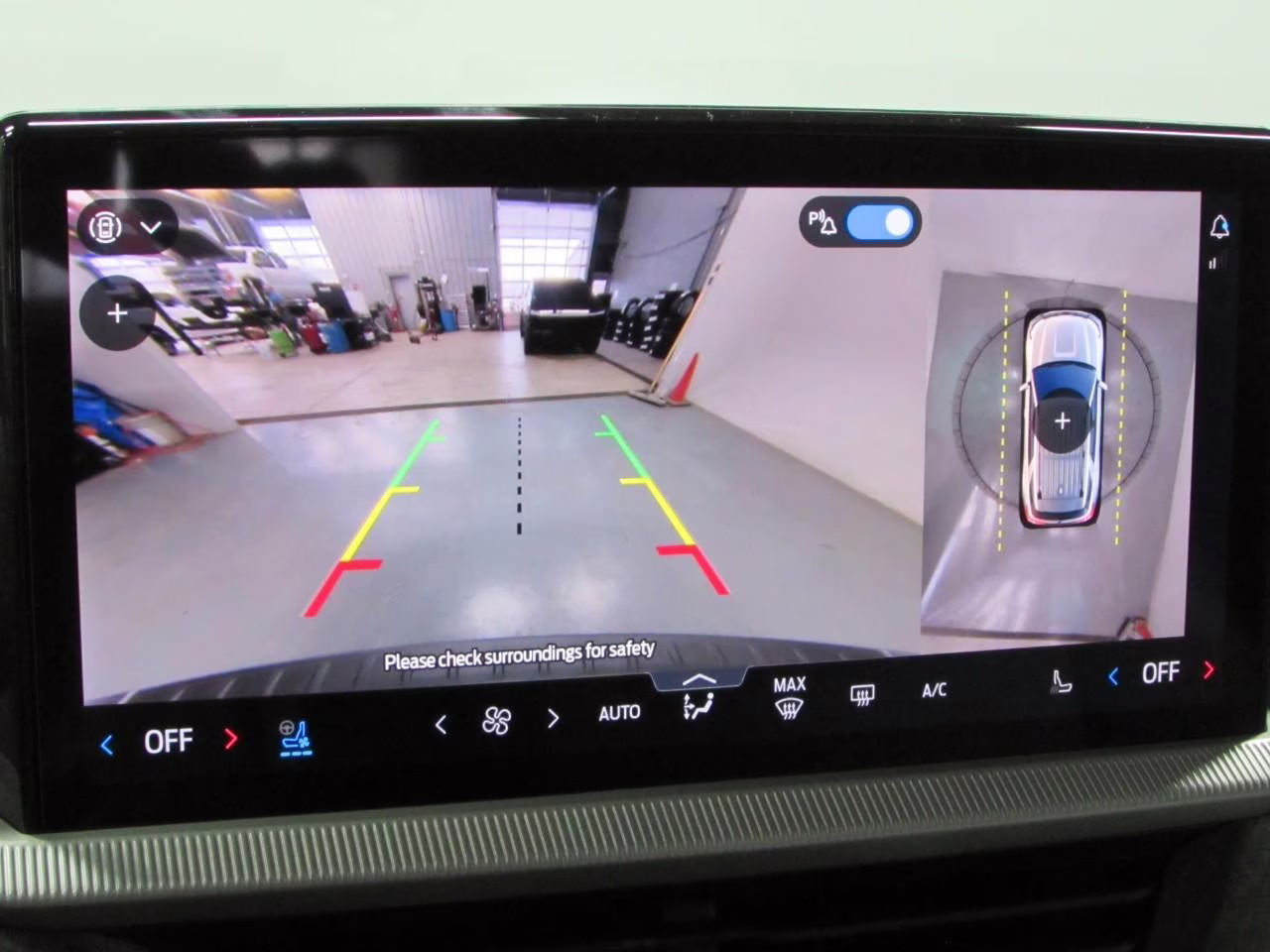 2026 Carbonized Gray Metallic Ford Explorer Platinum 4X4 SUV