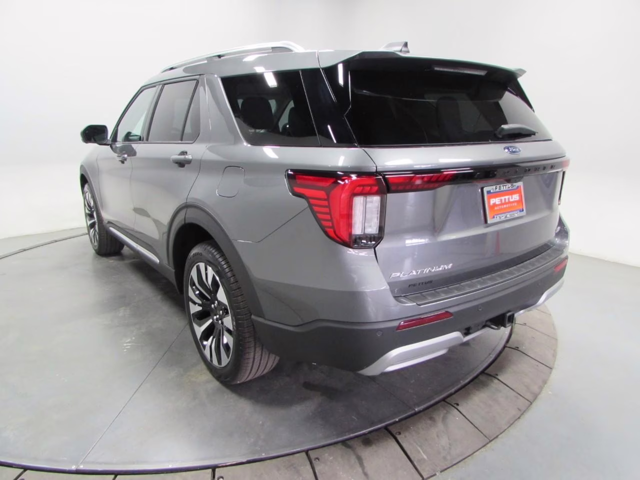 2026 Carbonized Gray Metallic Ford Explorer Platinum 4X4 SUV