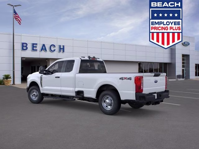 2026 Oxford White Ford Super Duty F-250 SRW XL 4X4 Truck