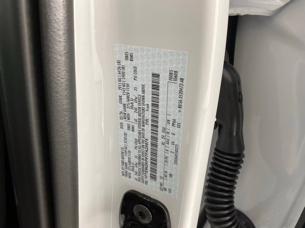 2026 Oxford White Ford F-150 STX RWD Truck