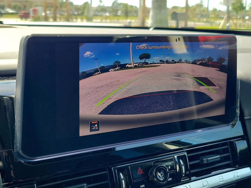 2026 Glacier White Nissan Pathfinder SV 4X4 SUV