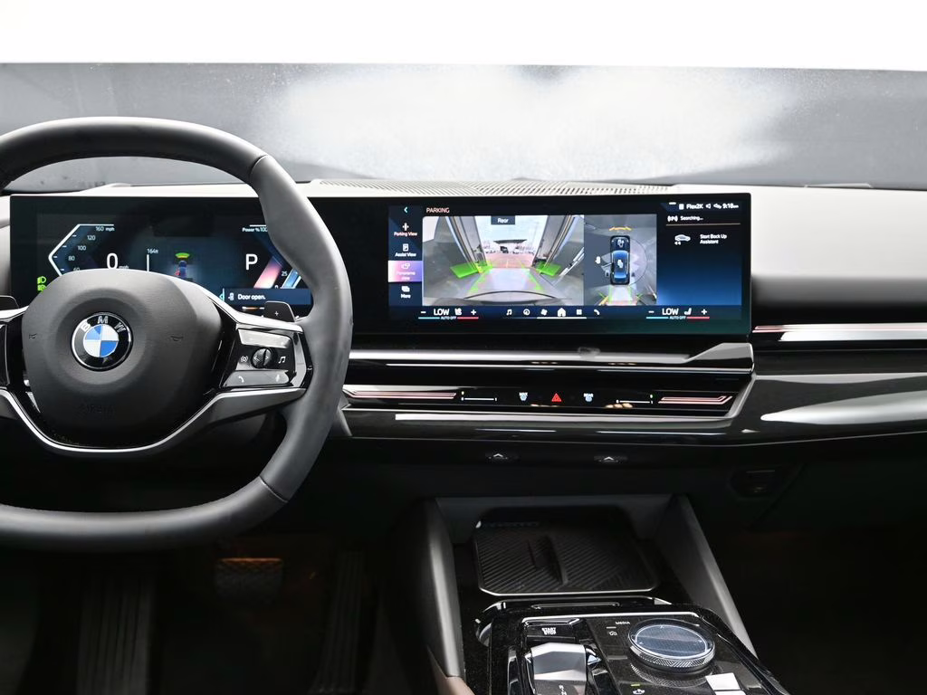 2025 Black Sapphire Metallic BMW 5 Series 530i RWD Sedan