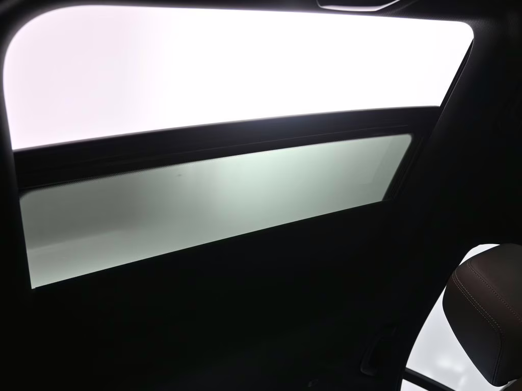 2025 Black Sapphire Metallic BMW 5 Series 530i RWD Sedan