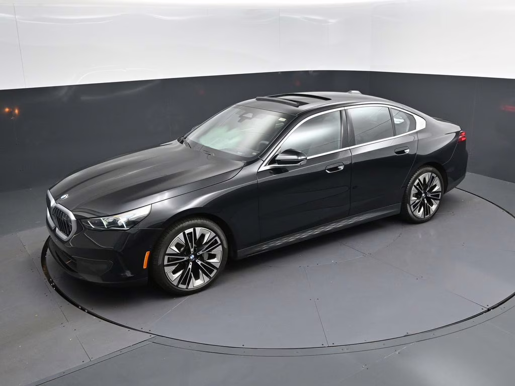 2025 Black Sapphire Metallic BMW 5 Series 530i RWD Sedan