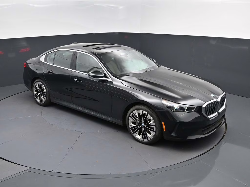 2025 Black Sapphire Metallic BMW 5 Series 530i RWD Sedan