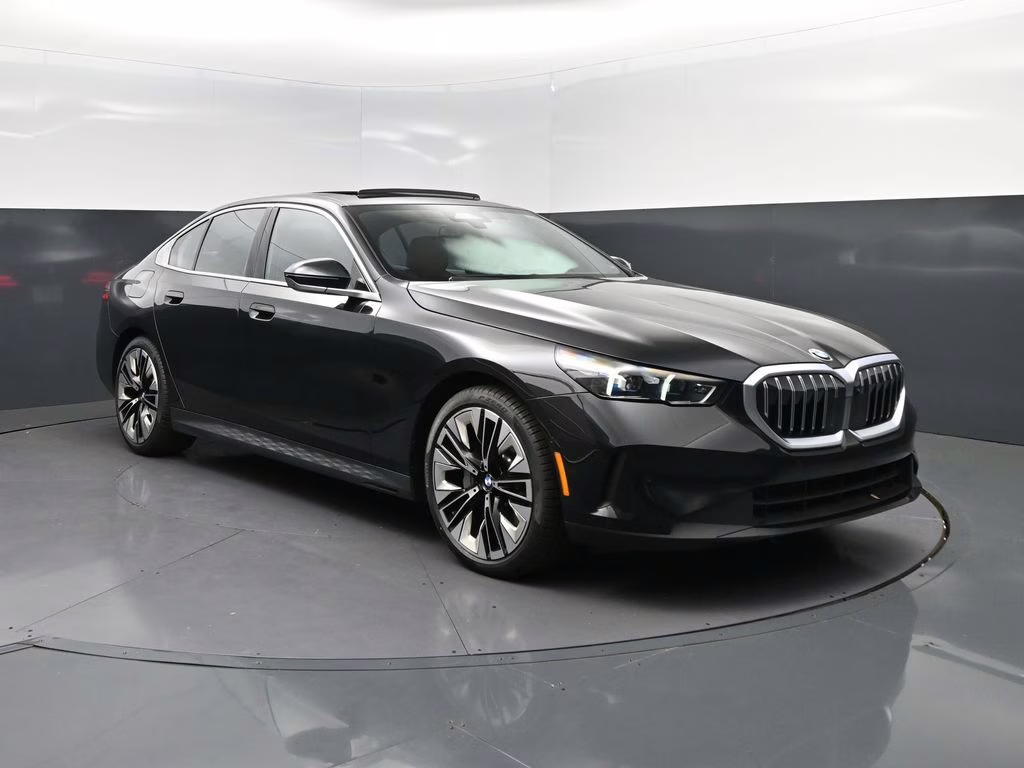 2025 Black Sapphire Metallic BMW 5 Series 530i RWD Sedan