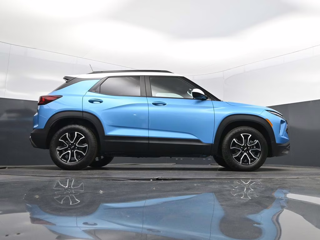 2026 Blue Chevrolet Trailblazer ACTIV FWD SUV