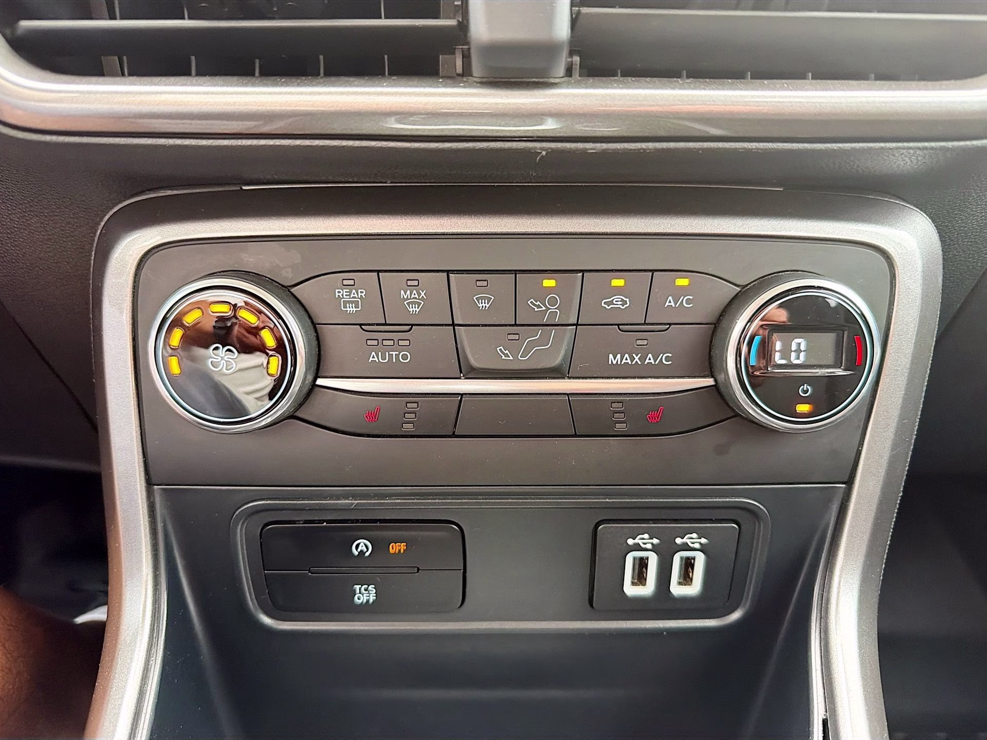 2021 Moondust Silver Metallic Ford EcoSport SE FWD SUV