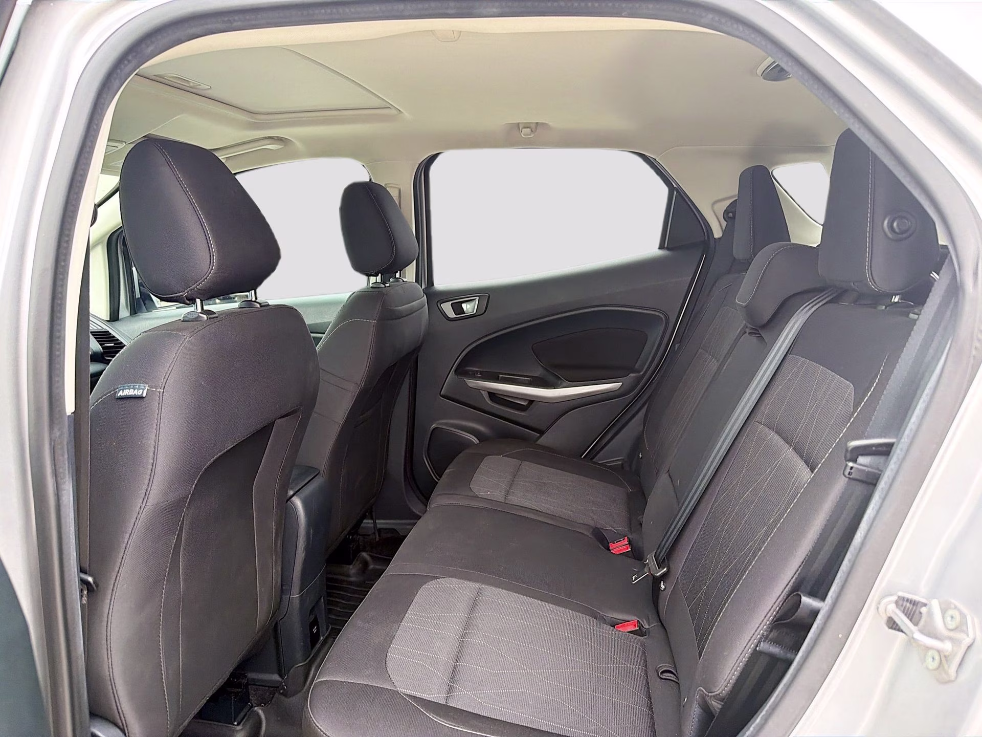2021 Moondust Silver Metallic Ford EcoSport SE FWD SUV