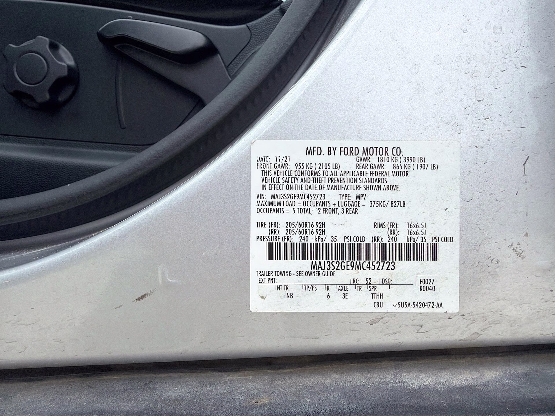2021 Moondust Silver Metallic Ford EcoSport SE FWD SUV