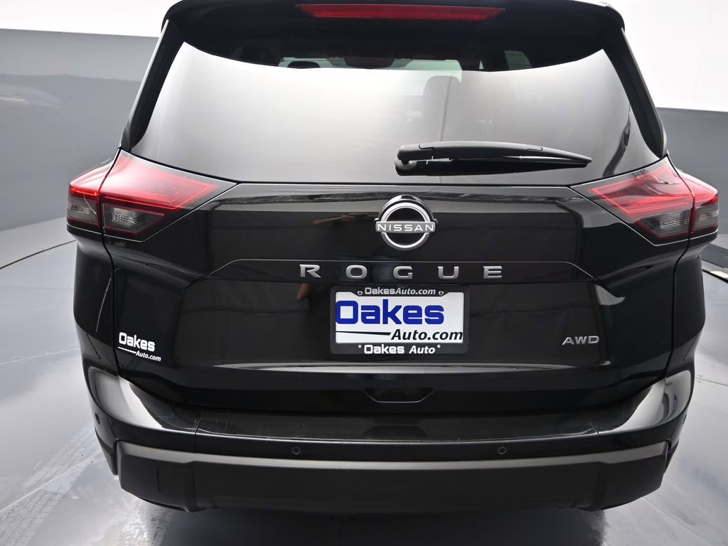 2025 Super Black Nissan Rogue SV AWD SUV
