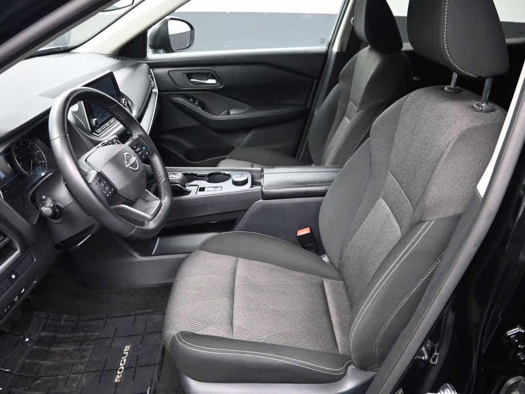 2025 Super Black Nissan Rogue SV AWD SUV