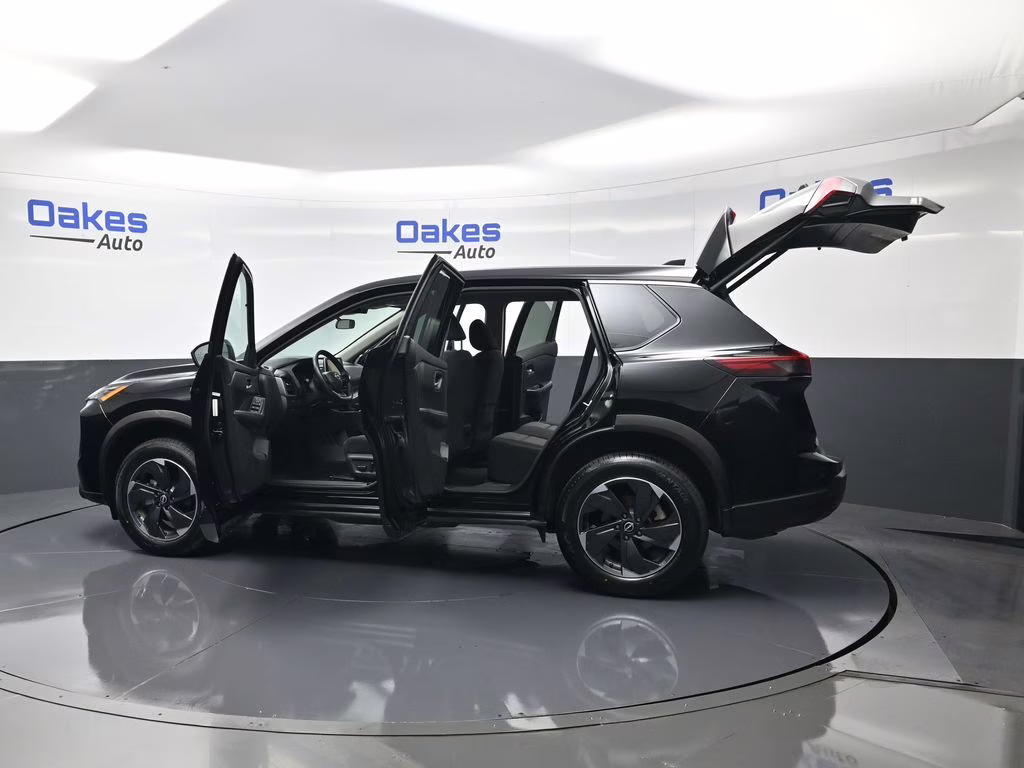 2025 Super Black Nissan Rogue SV AWD SUV