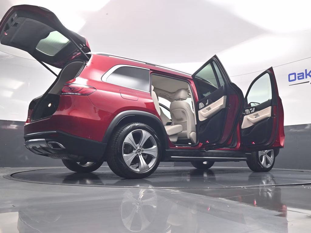 2022 MANUFAKTUR Cardinal Red Metallic Mercedes-Benz GLS GLS 450 AWD SUV