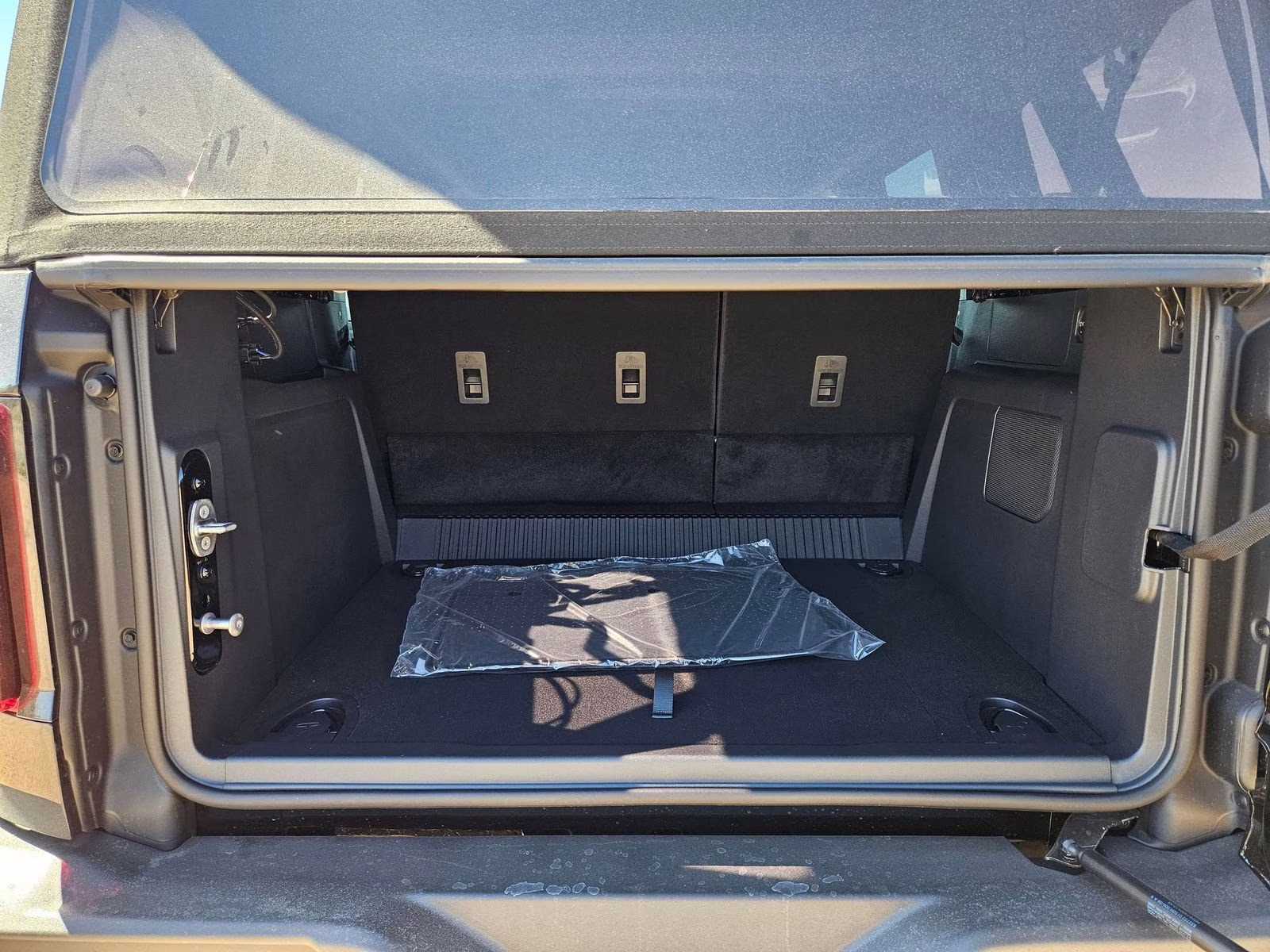 2026 Shadow Black Ford Bronco Base 4X4 SUV