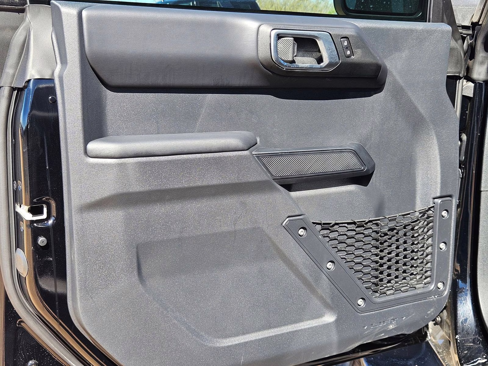 2026 Shadow Black Ford Bronco Outer Banks 4X4 SUV