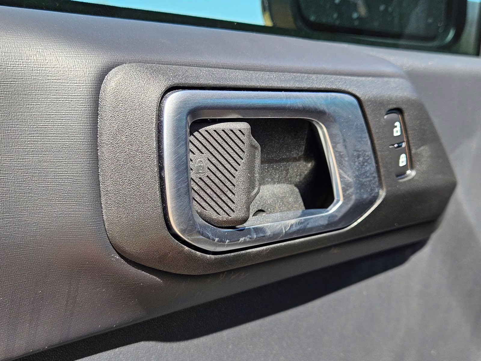 2026 Shadow Black Ford Bronco Outer Banks 4X4 SUV