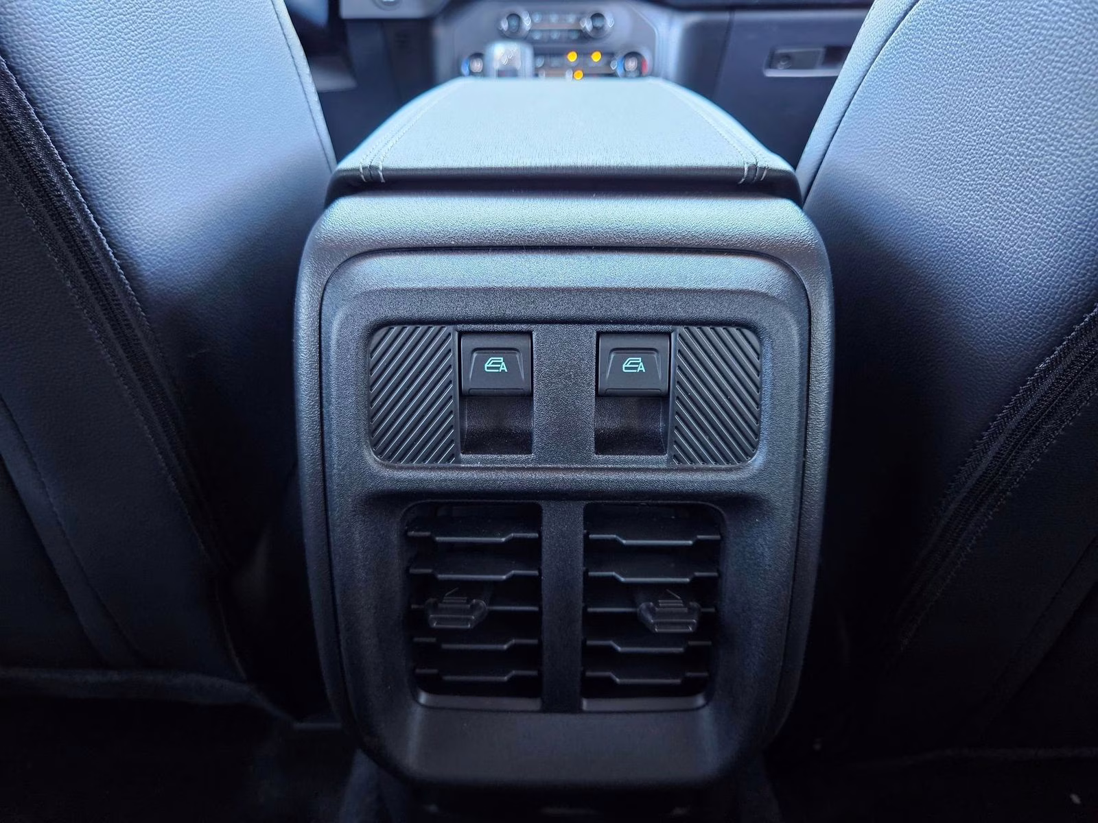 2026 Oxford White Ford Bronco Outer Banks 4X4 SUV