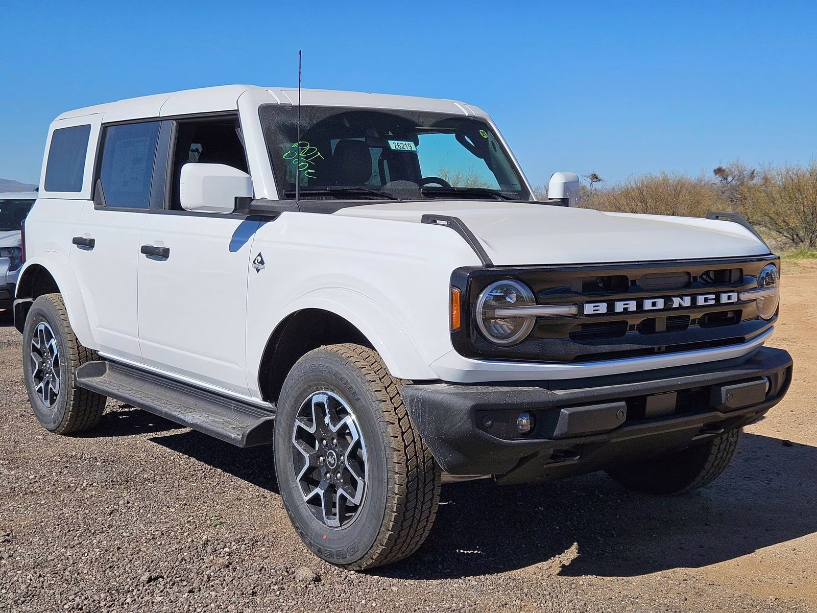 2026 Oxford White Ford Bronco Outer Banks 4X4 SUV
