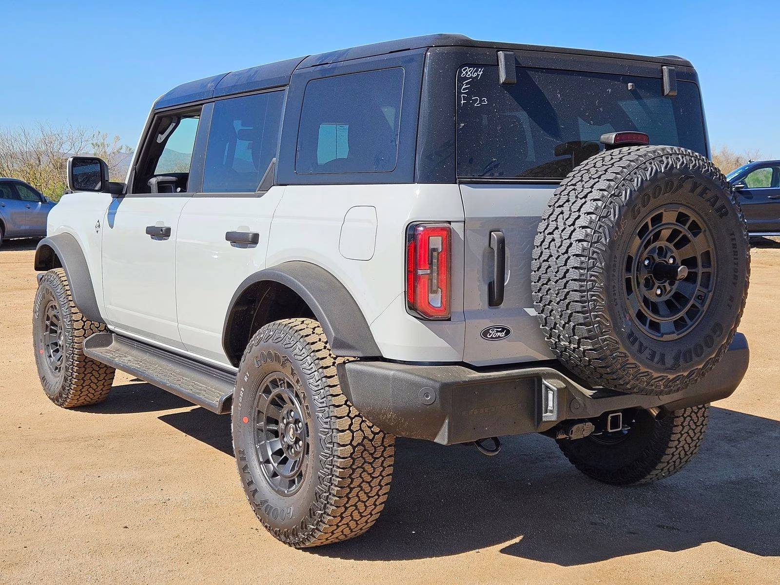 2026 Avalanche Ford Bronco Outer Banks 4X4 SUV