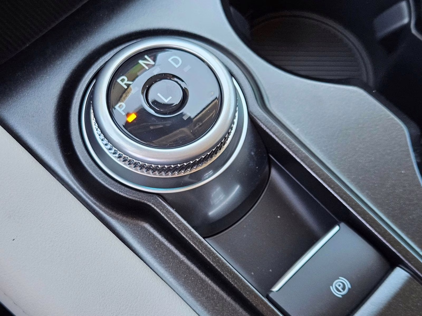 2026 Black Metallic Ford Explorer Active RWD SUV