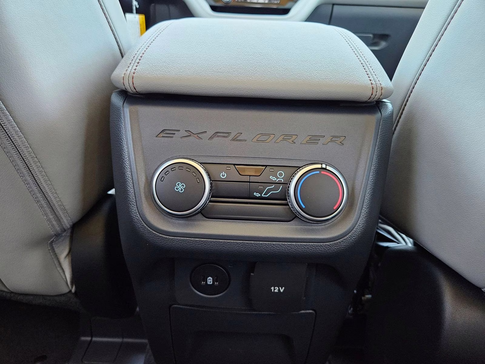 2026 Black Metallic Ford Explorer Active RWD SUV