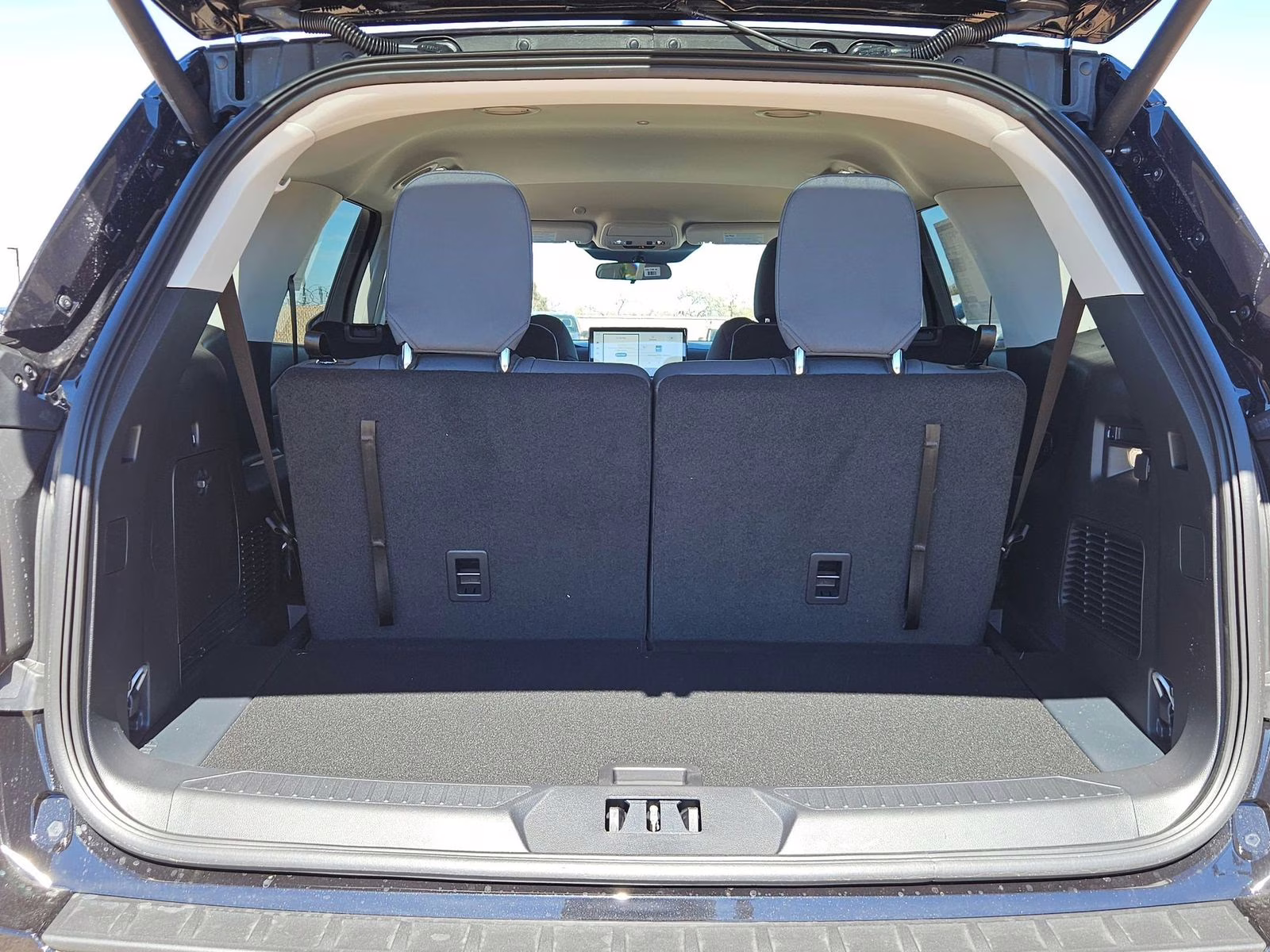 2026 Black Metallic Ford Explorer Active RWD SUV