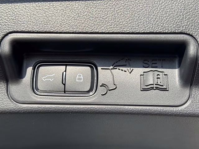 2026 Ford Explorer Active RWD SUV