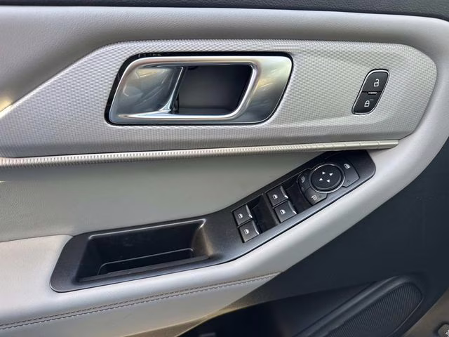 2026 Ford Explorer Active RWD SUV