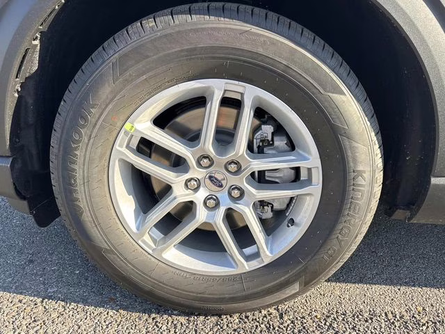 2026 Ford Explorer Active RWD SUV