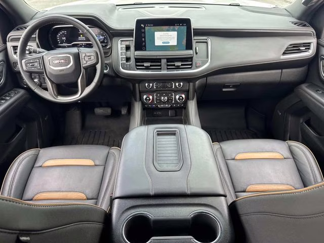 2024 White Frost GMC Yukon AT4 4X4 SUV