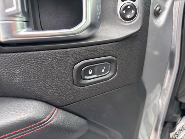 2019 Billet Silver Metallic Clearcoat Jeep Wrangler Unlimited Rubicon 4X4 SUV