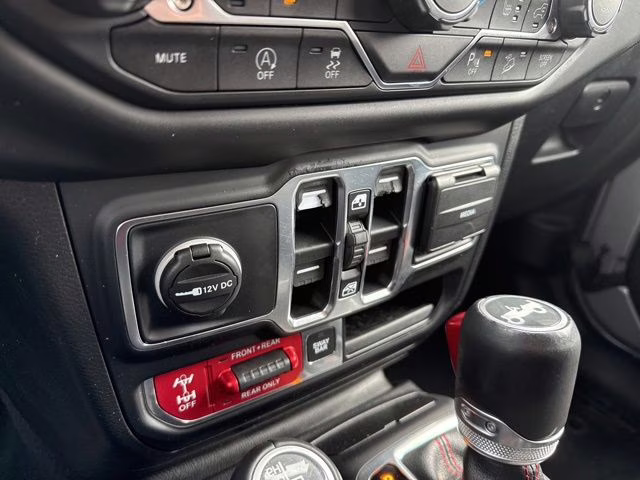 2019 Billet Silver Metallic Clearcoat Jeep Wrangler Unlimited Rubicon 4X4 SUV