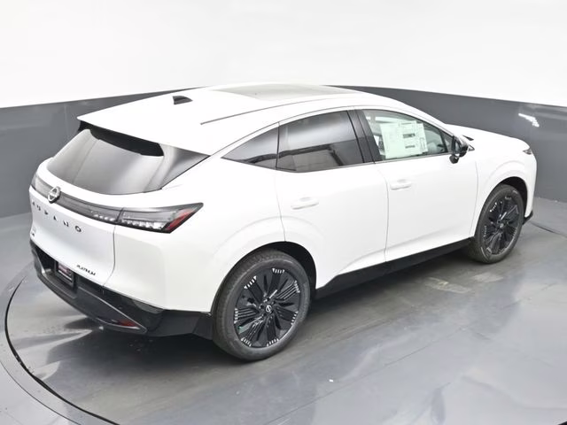 2026 Everest White Pearl Tricoat Nissan Murano Platinum AWD SUV